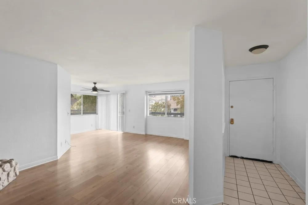 26974 Flo Lane #303 Canyon Country, CA 91351