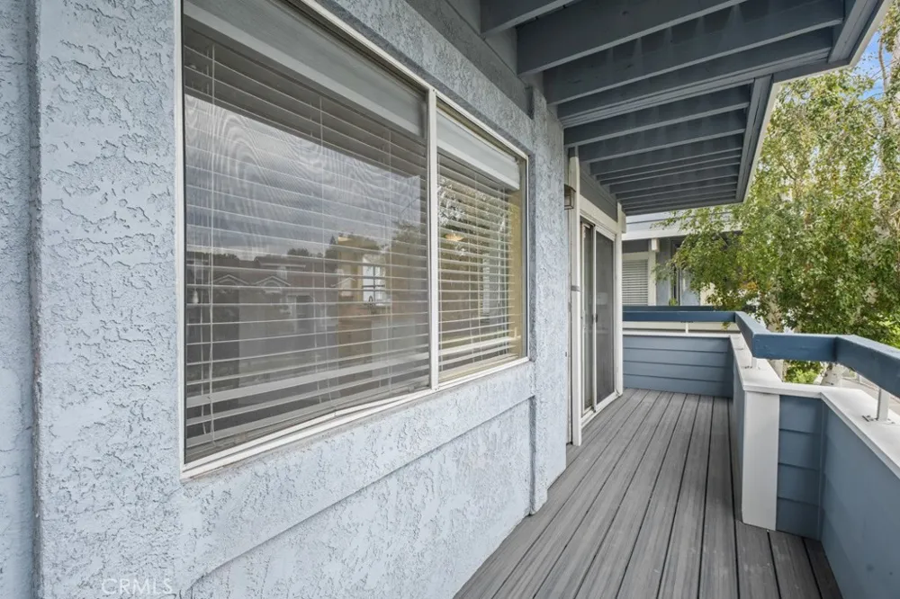 26974 Flo Lane #303 Canyon Country, CA 91351