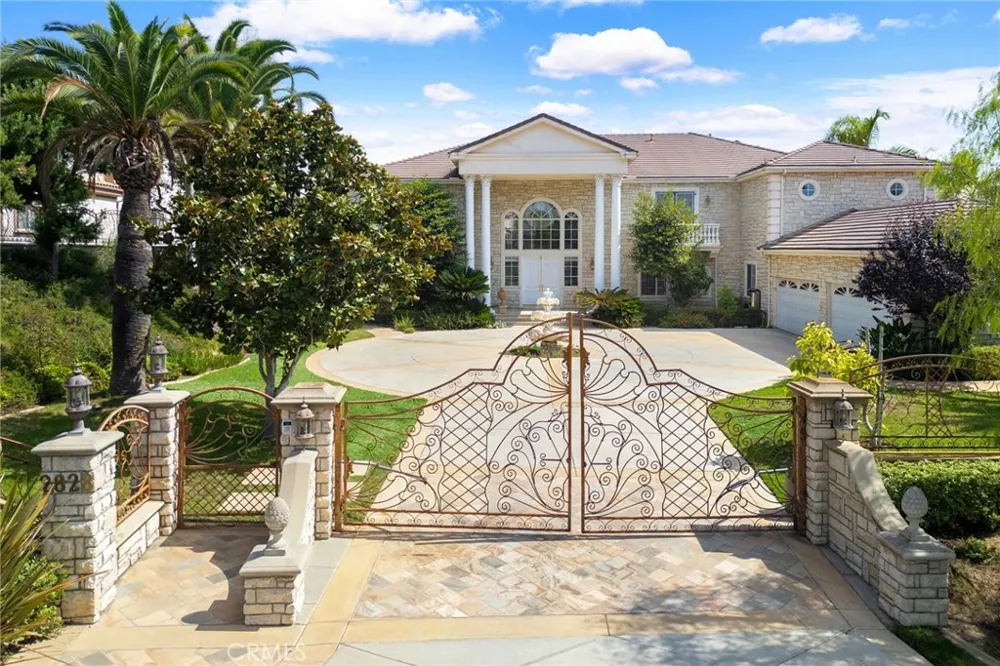 2828 Water Course Drive Diamond Bar, CA 91765