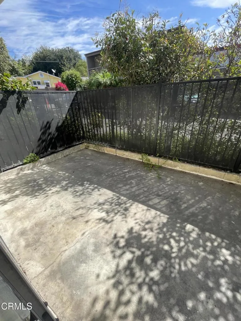 2707 Montrose Avenue #3 Montrose, CA 91020