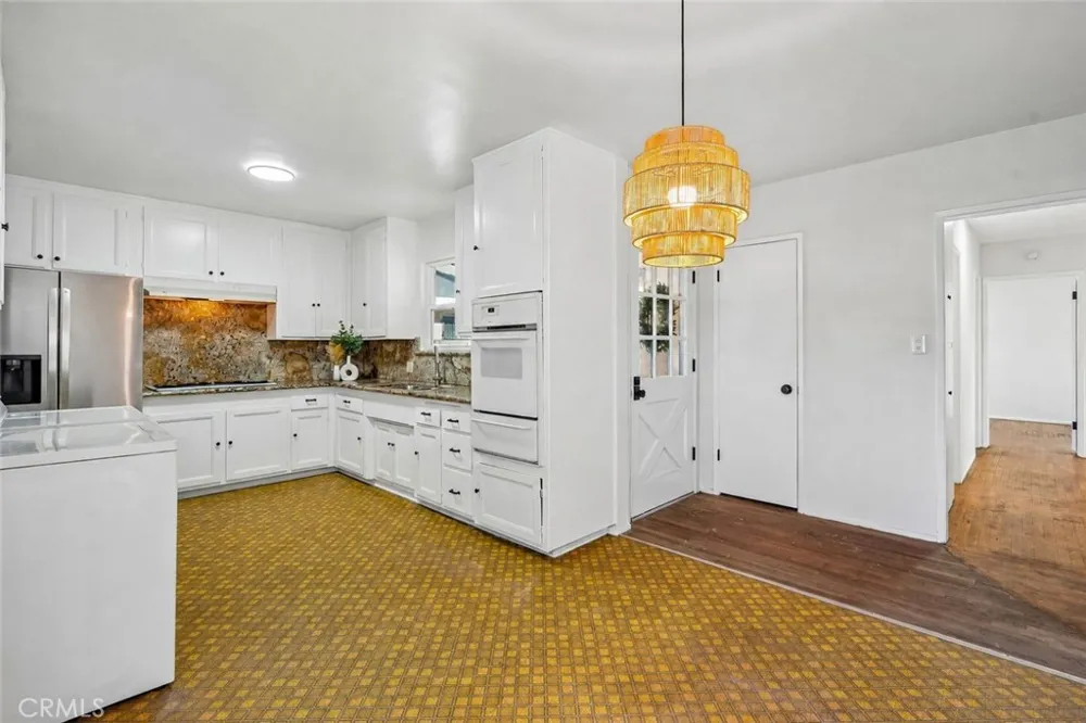 873 E Deloras Drive Carson, CA 90745