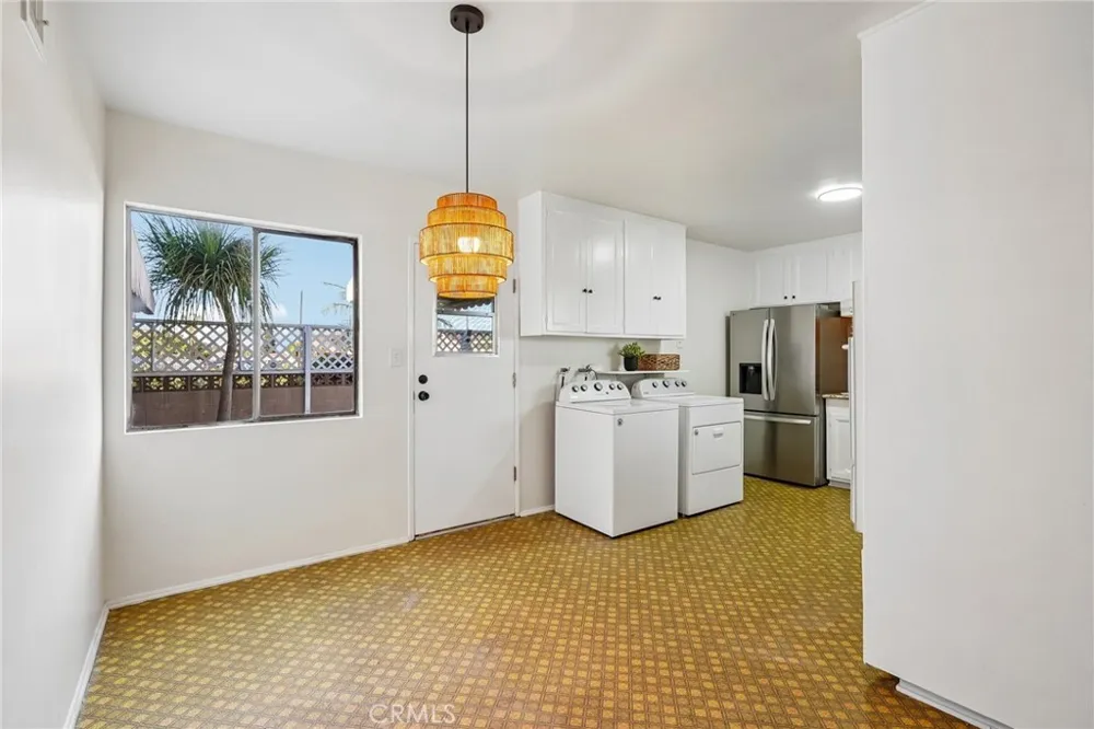873 E Deloras Drive Carson, CA 90745