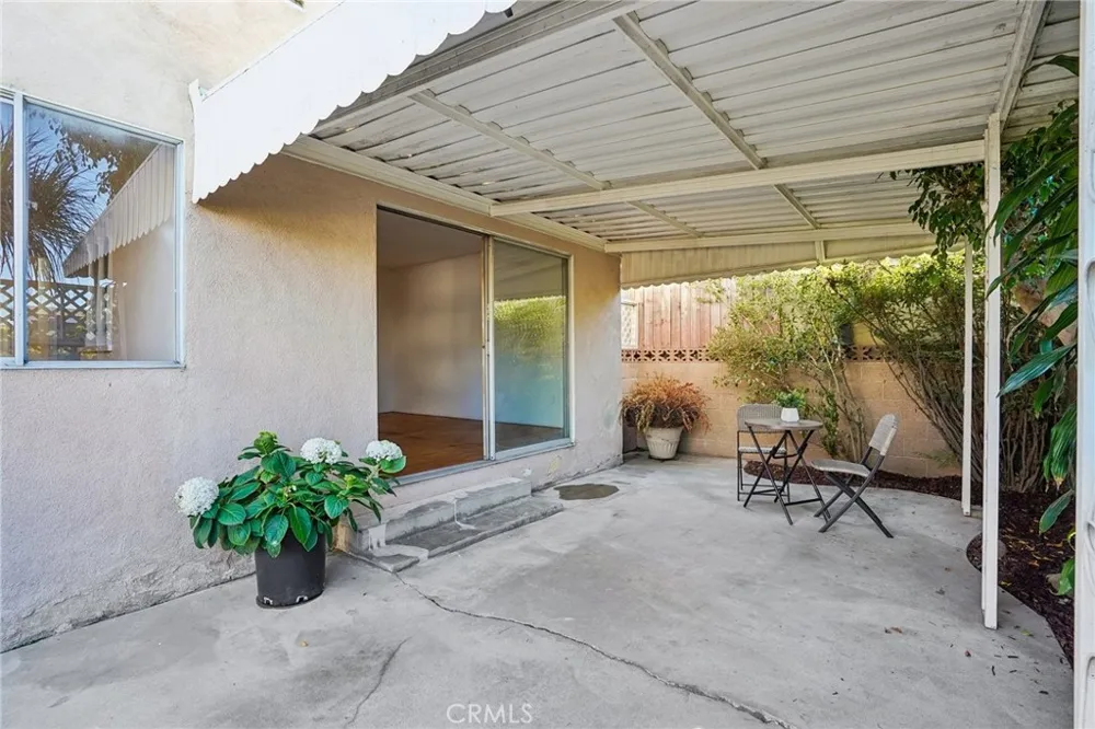 873 E Deloras Drive Carson, CA 90745