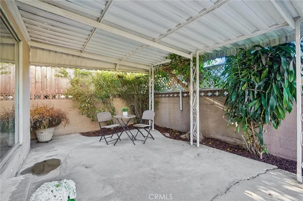 873 E Deloras Drive Carson, CA 90745