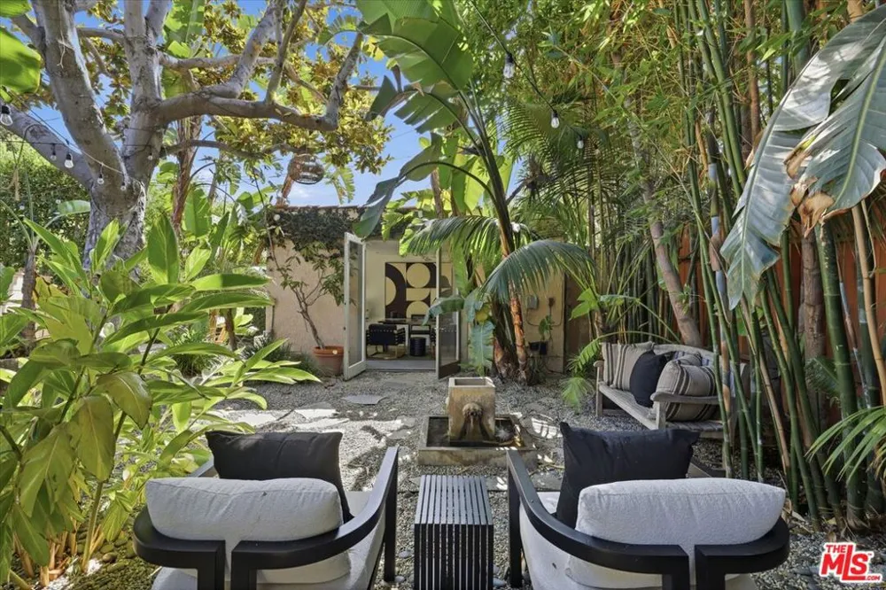 8924 Ashcroft Avenue West Hollywood, CA 90048
