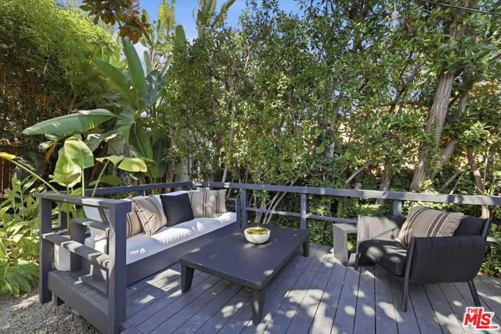 8924 Ashcroft Avenue West Hollywood, CA 90048