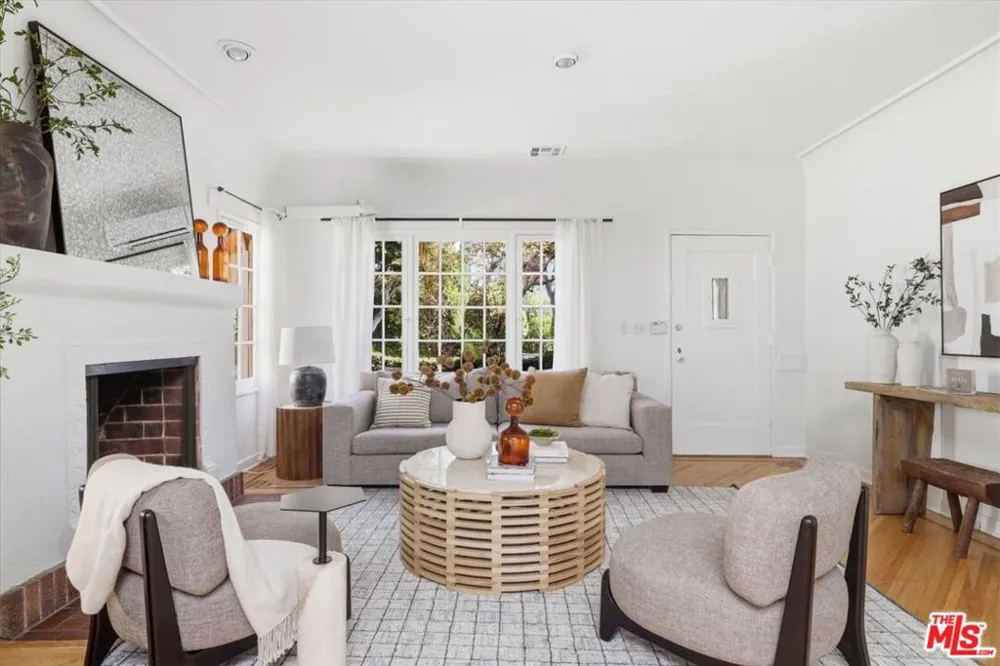 8924 Ashcroft Avenue West Hollywood, CA 90048