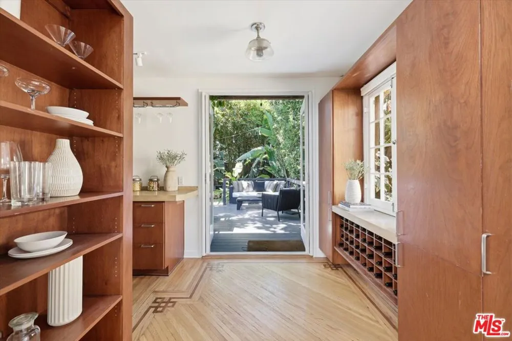 8924 Ashcroft Avenue West Hollywood, CA 90048