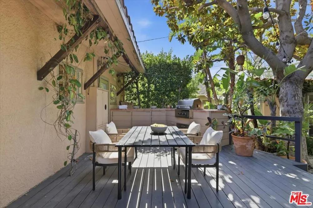 8924 Ashcroft Avenue West Hollywood, CA 90048
