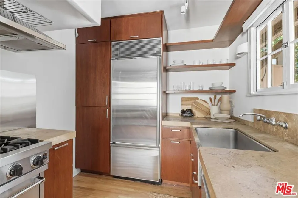 8924 Ashcroft Avenue West Hollywood, CA 90048