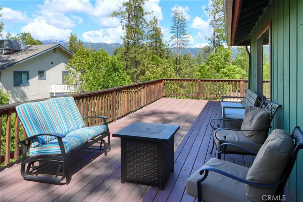 39420 Manzanita Drive Oakhurst, CA 93644