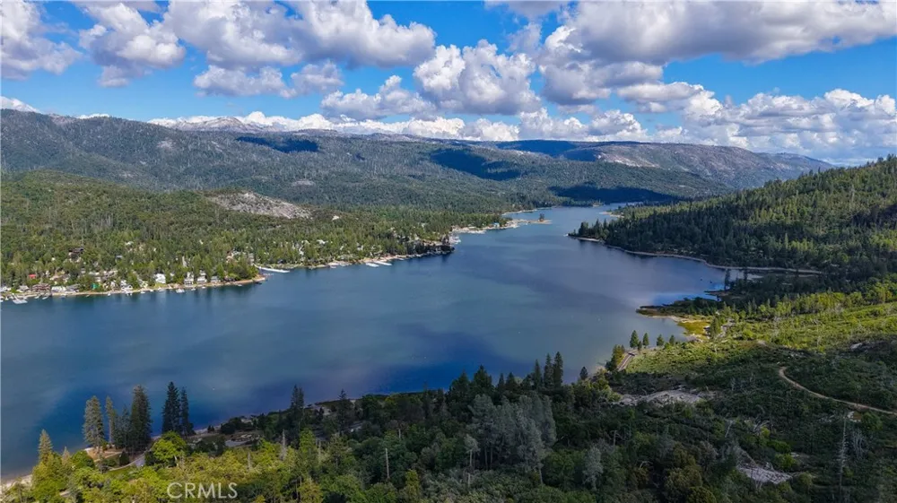 39420 Manzanita Drive Oakhurst, CA 93644