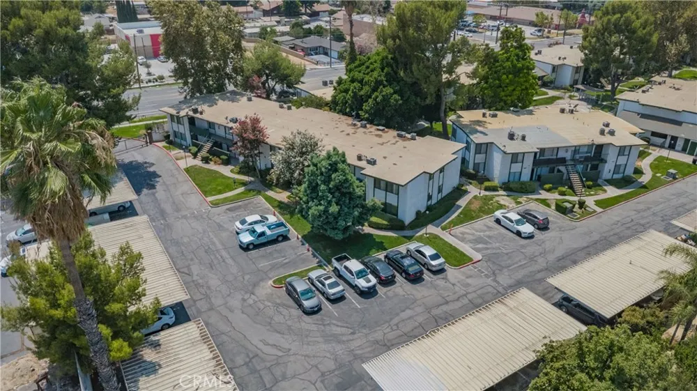1735 E Washington Street #F-23 Colton, CA 92324