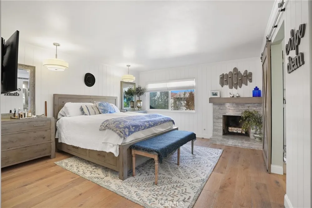 5771 Grimsby Drive Huntington Beach, CA 92649