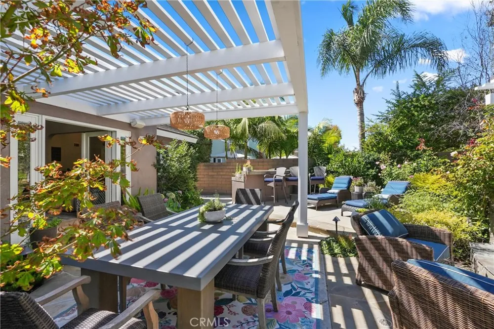 5771 Grimsby Drive Huntington Beach, CA 92649