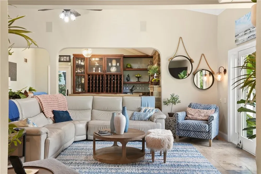5771 Grimsby Drive Huntington Beach, CA 92649