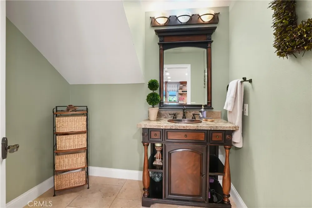 5771 Grimsby Drive Huntington Beach, CA 92649