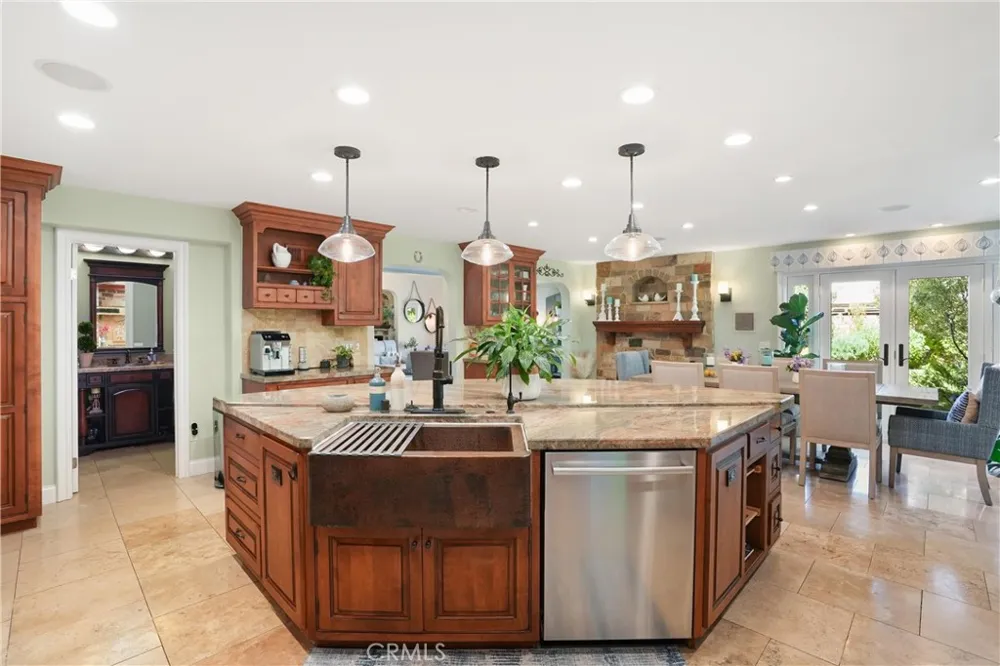 5771 Grimsby Drive Huntington Beach, CA 92649