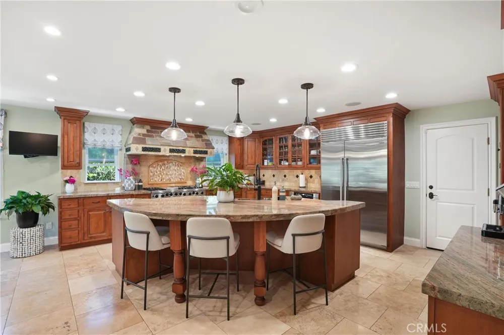 5771 Grimsby Drive Huntington Beach, CA 92649