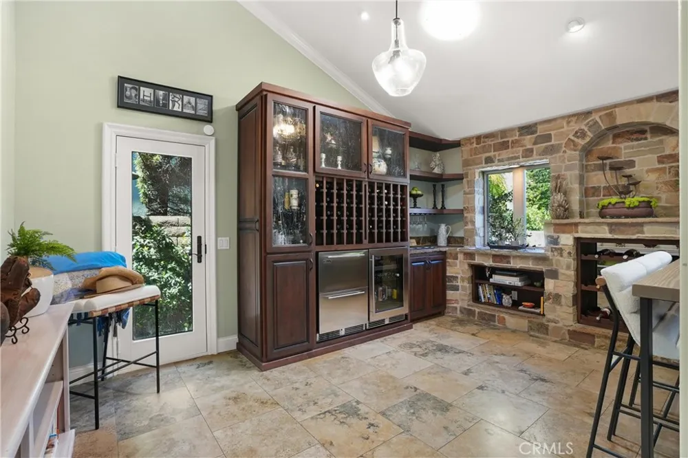 5771 Grimsby Drive Huntington Beach, CA 92649