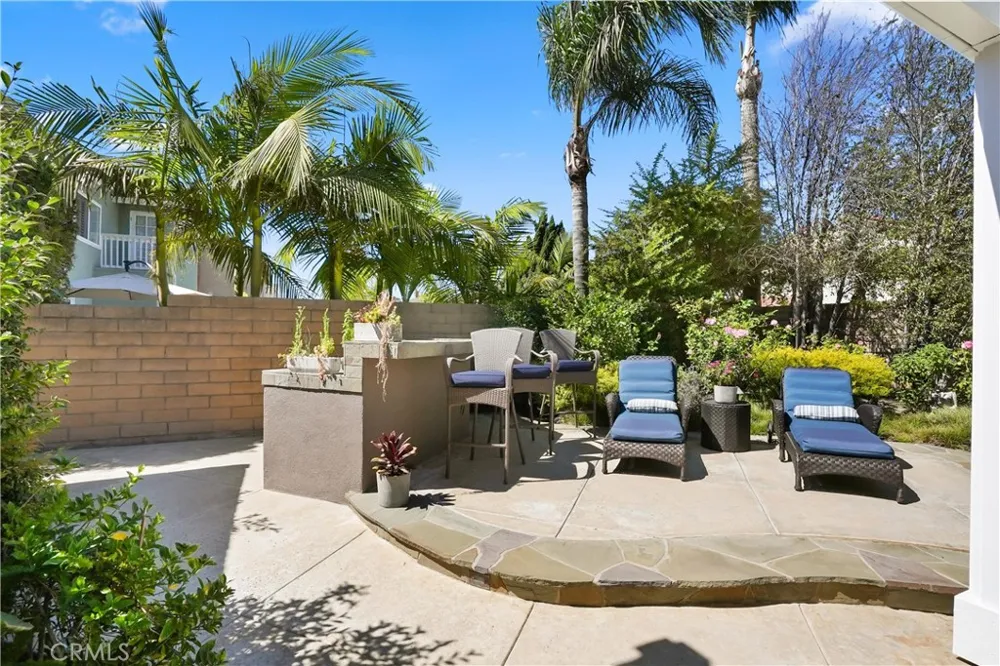5771 Grimsby Drive Huntington Beach, CA 92649