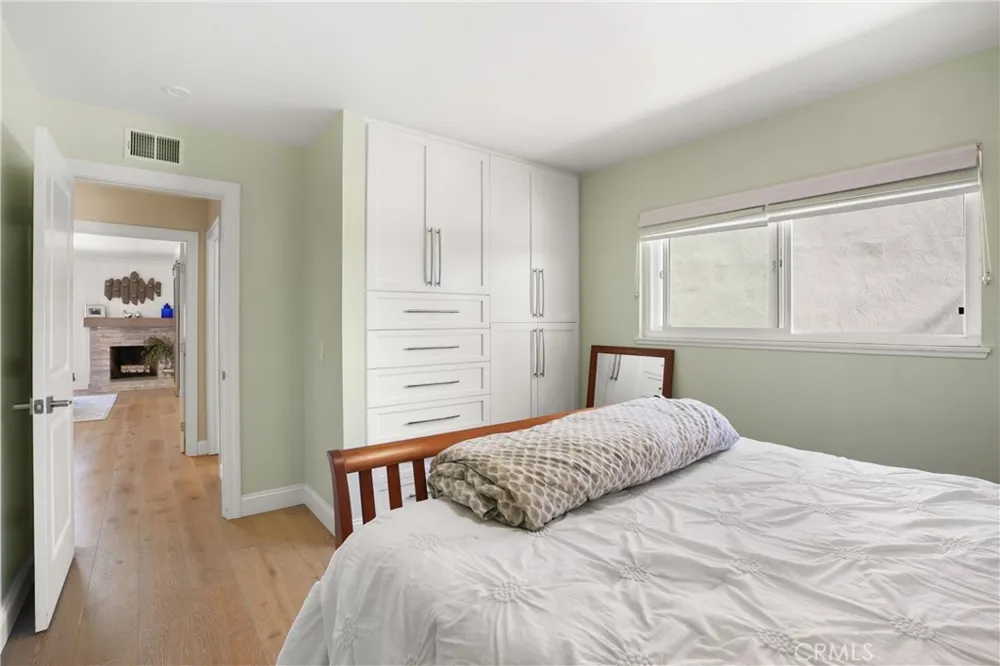 5771 Grimsby Drive Huntington Beach, CA 92649