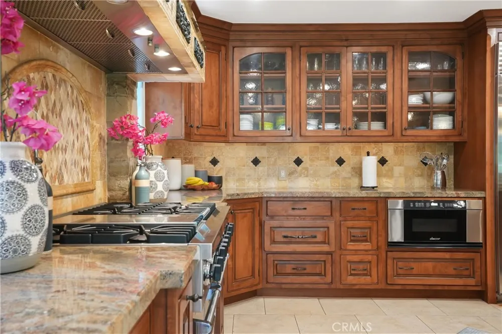 5771 Grimsby Drive Huntington Beach, CA 92649