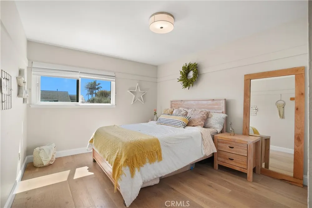 5771 Grimsby Drive Huntington Beach, CA 92649