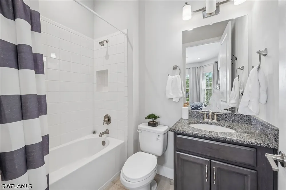Lucello Terrace S Naples, FL 34114