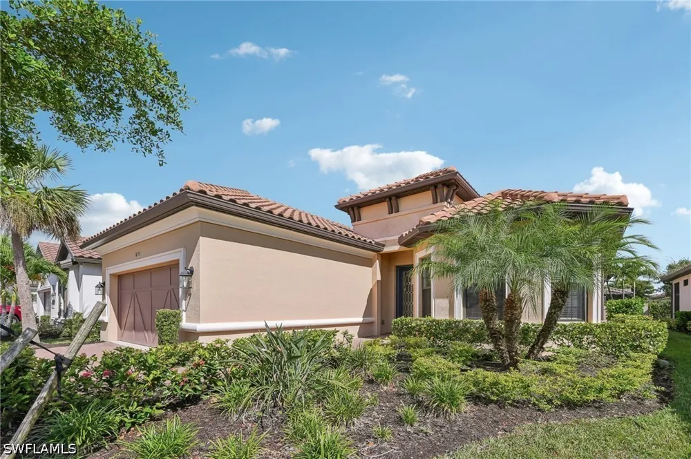 Lucello Terrace S Naples, FL 34114