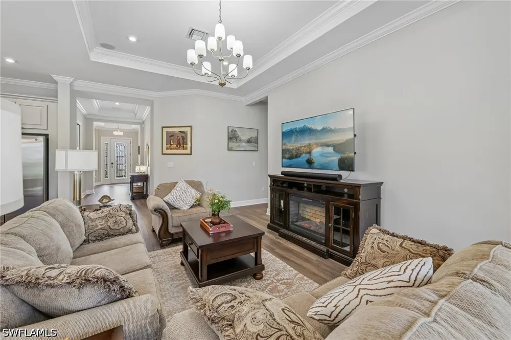 Lucello Terrace S Naples, FL 34114