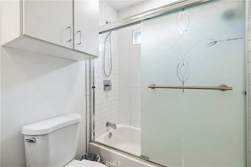 15517 S Denver Gardena, CA 90248