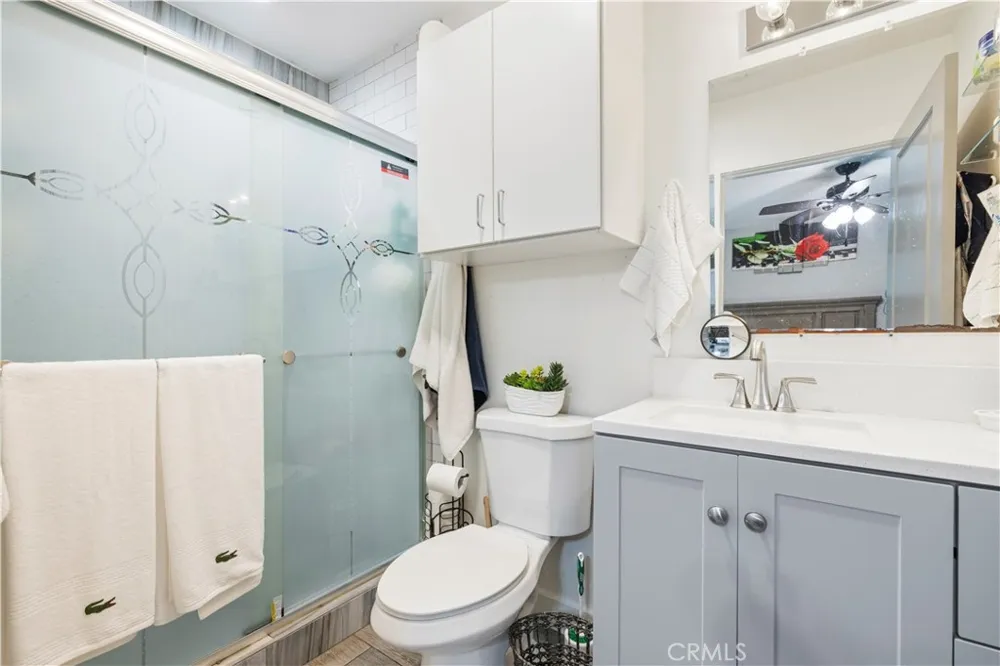 15517 S Denver Gardena, CA 90248