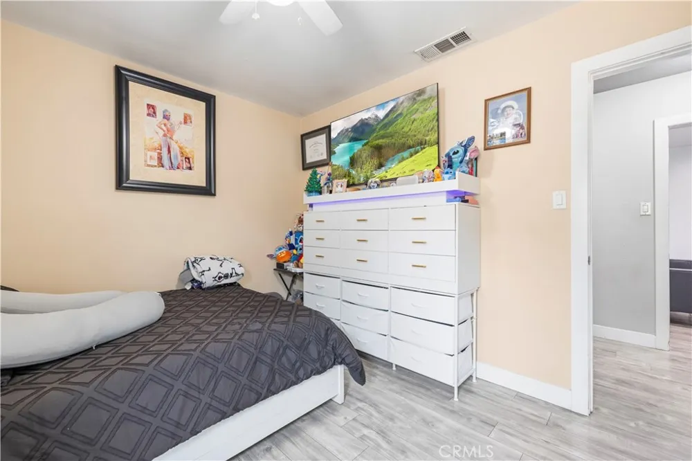 15517 S Denver Gardena, CA 90248