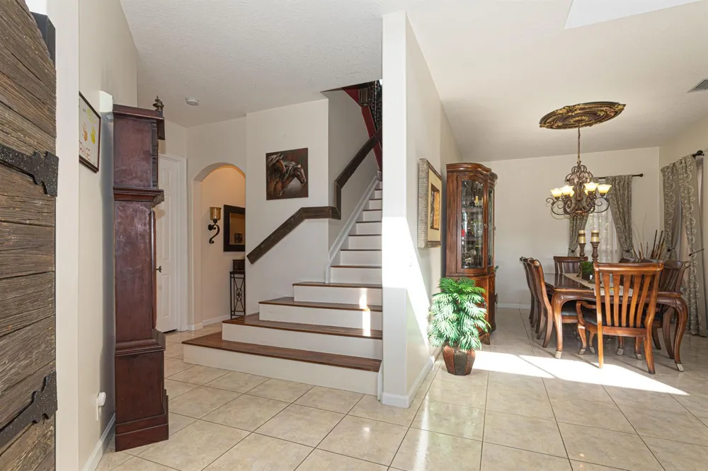 1811 WALDORF DRIVE Royal Palm Beach, FL 33411