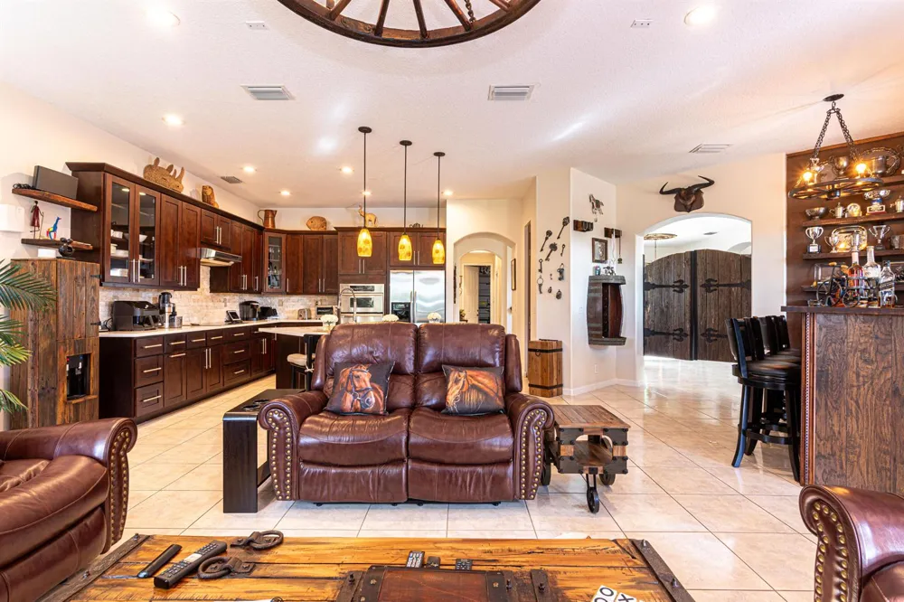 1811 WALDORF DRIVE Royal Palm Beach, FL 33411