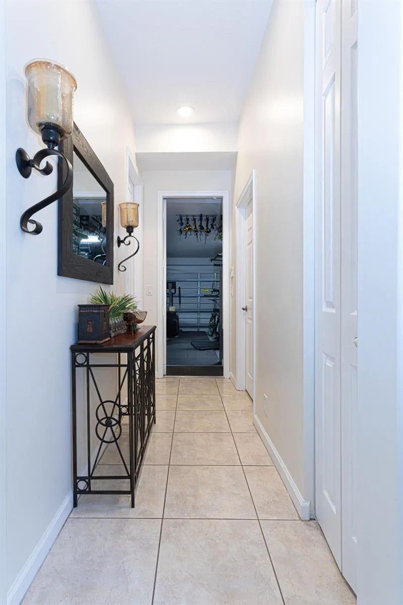1811 WALDORF DRIVE Royal Palm Beach, FL 33411
