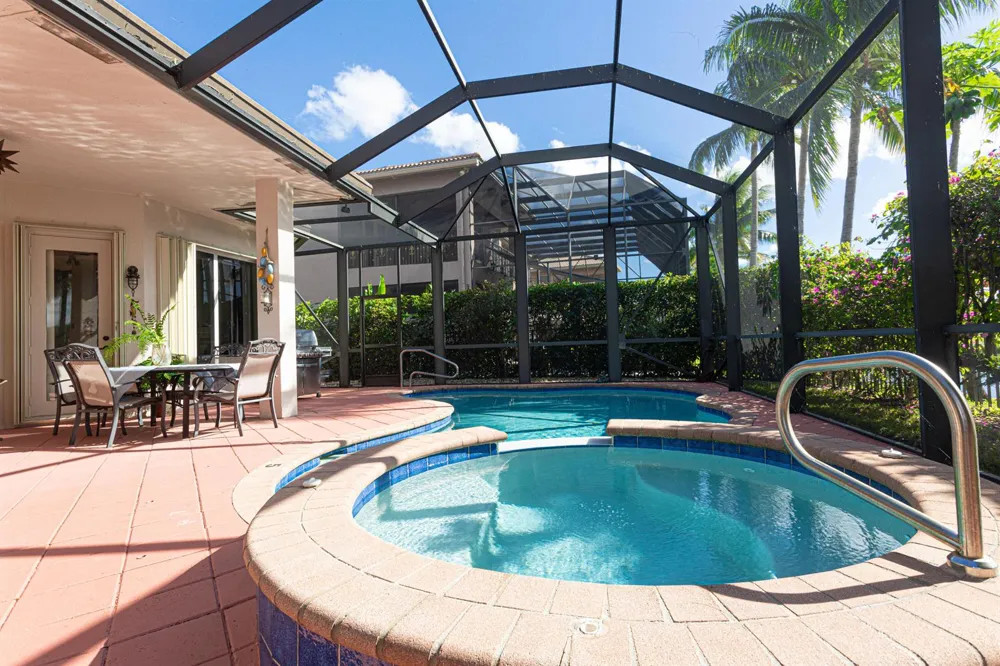 1811 WALDORF DRIVE Royal Palm Beach, FL 33411