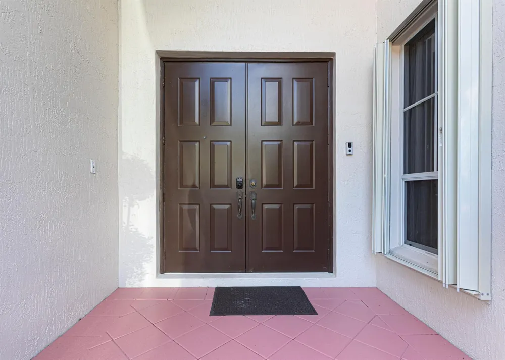 1811 WALDORF DRIVE Royal Palm Beach, FL 33411