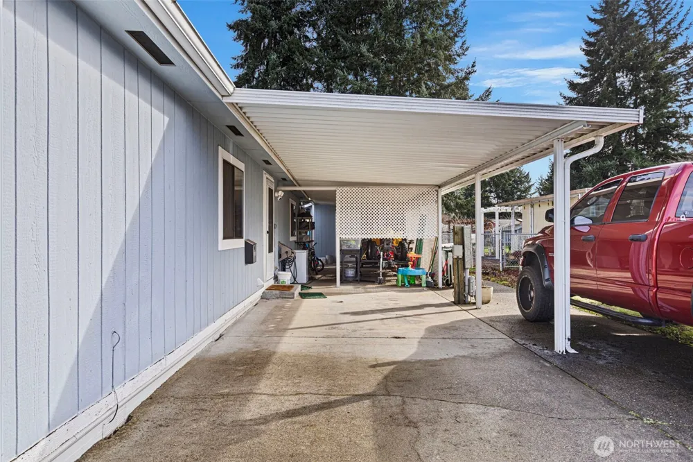 5216 Yakima Lane SE #103 Lacey, WA 98503