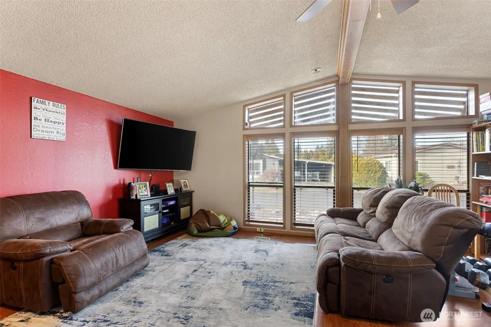5216 Yakima Lane SE #103 Lacey, WA 98503