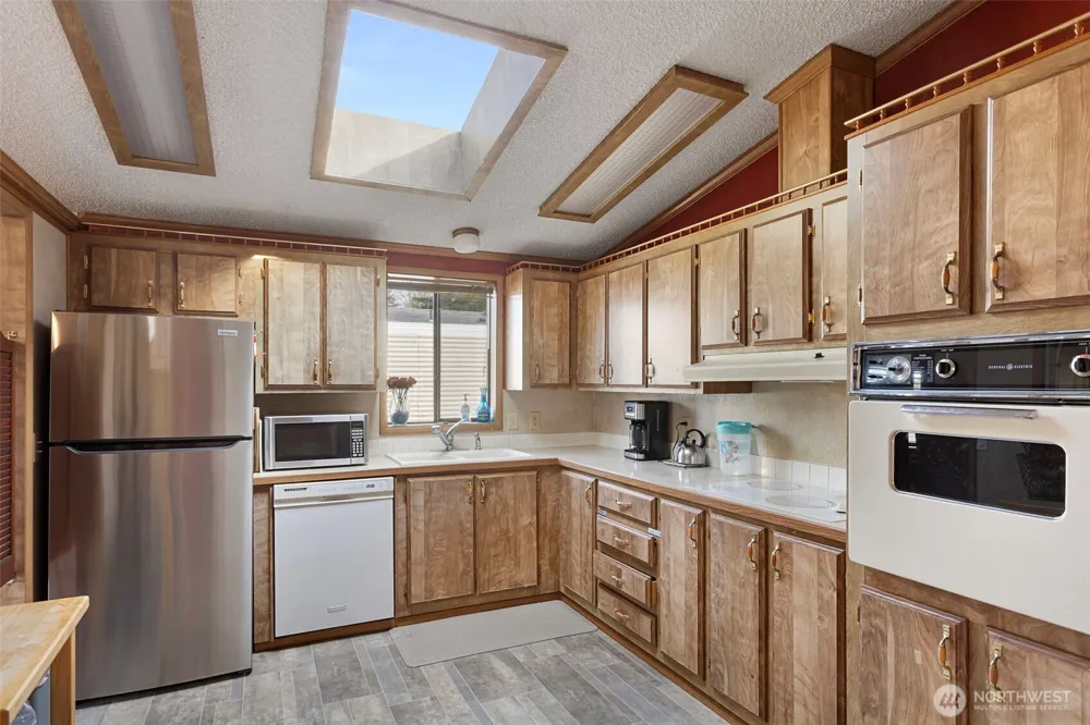5216 Yakima Lane SE #103 Lacey, WA 98503