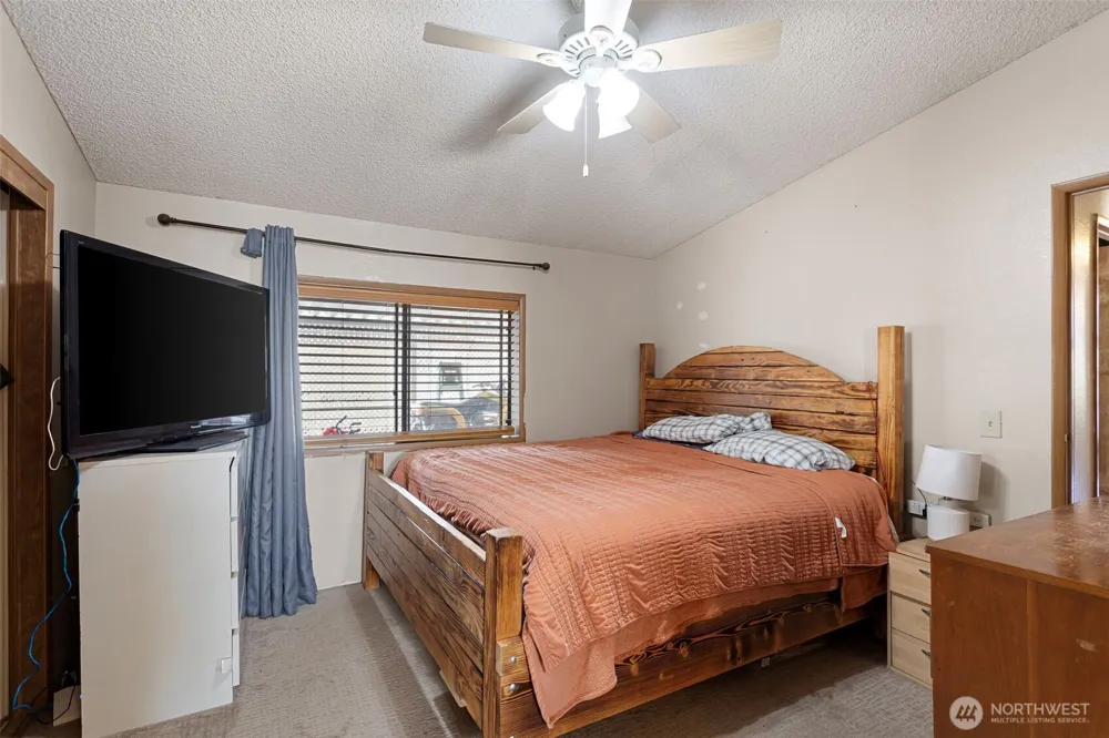 5216 Yakima Lane SE #103 Lacey, WA 98503