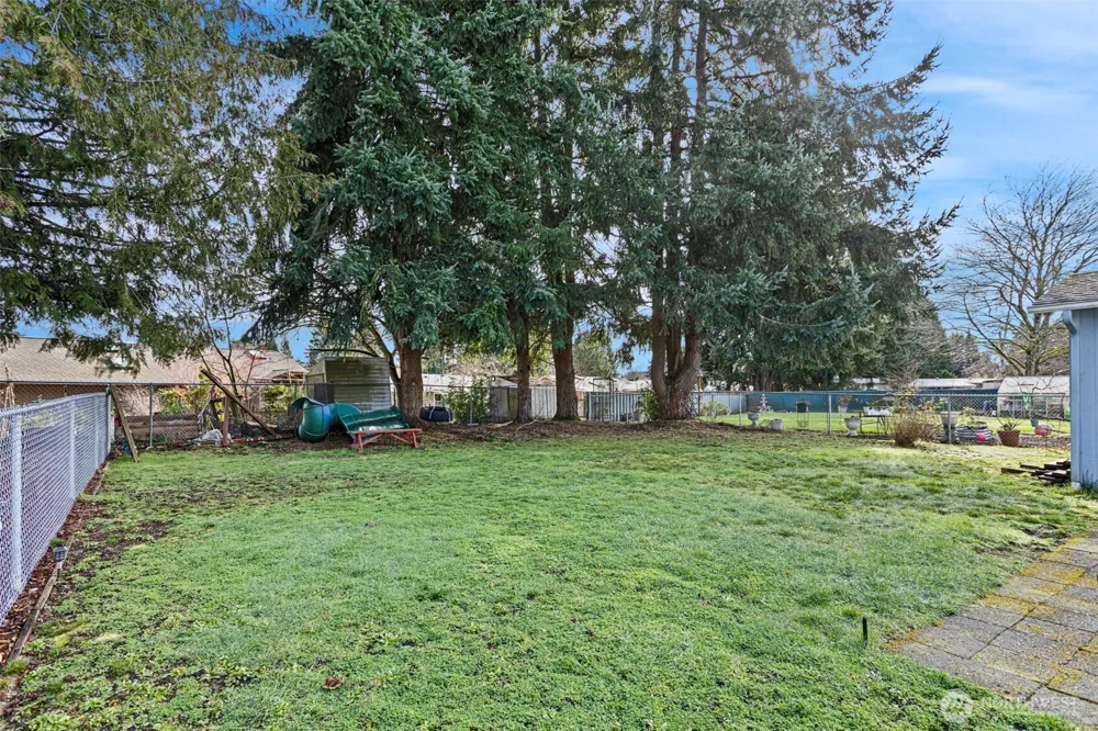 5216 Yakima Lane SE #103 Lacey, WA 98503