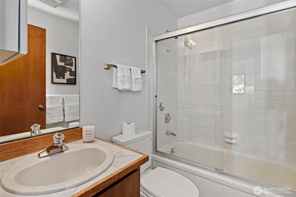 1230 101st Place NE #1230 Bellevue, WA 98004