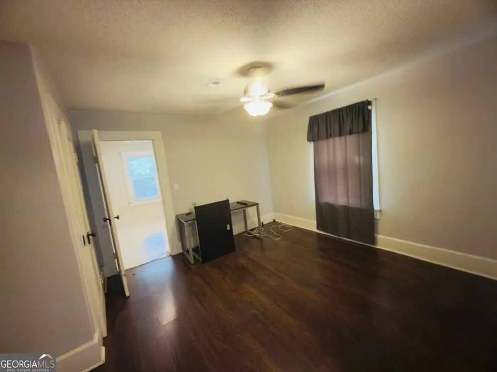 1116 Brooks ST Cedartown, GA 30125