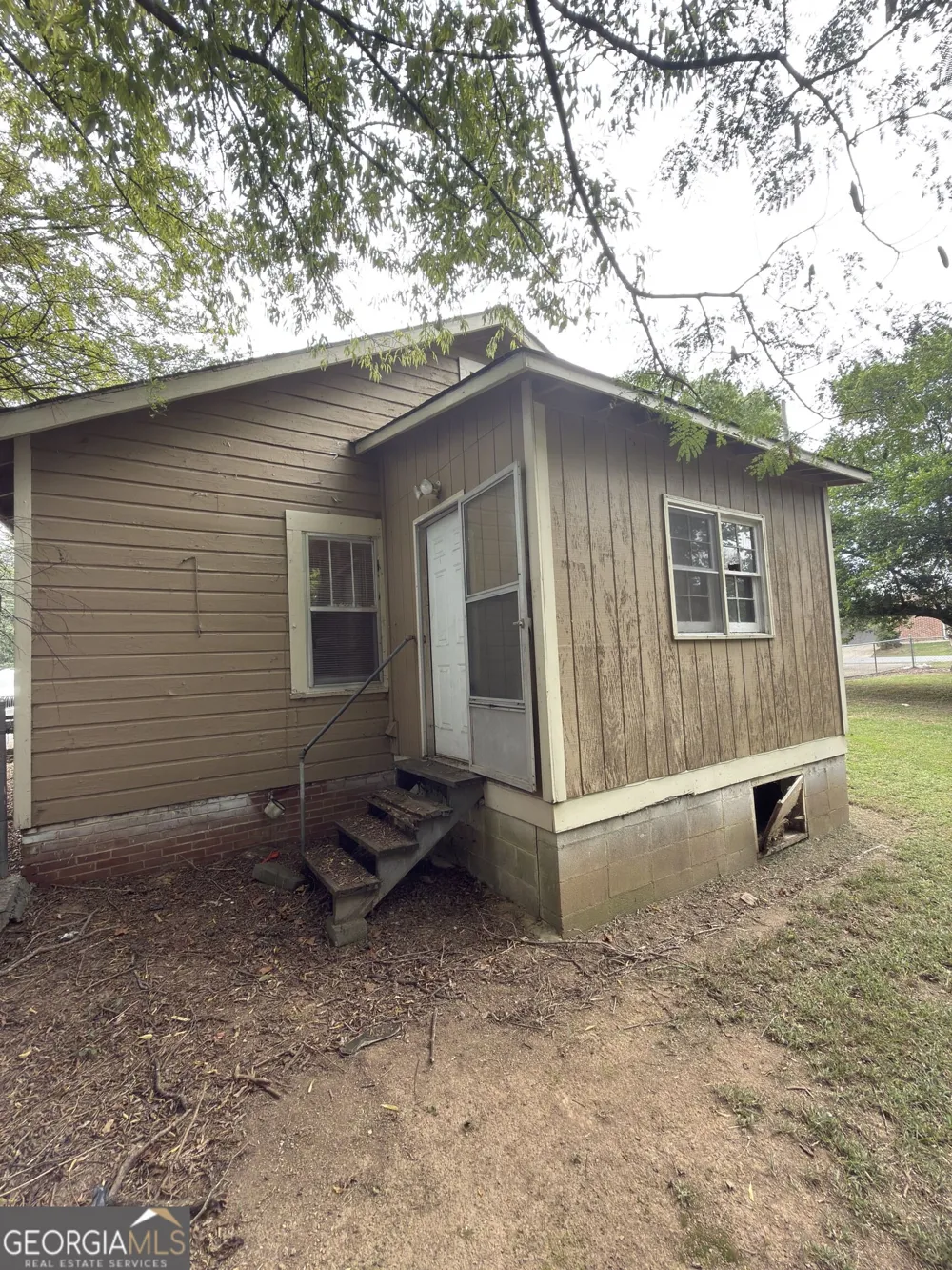 1116 Brooks ST Cedartown, GA 30125