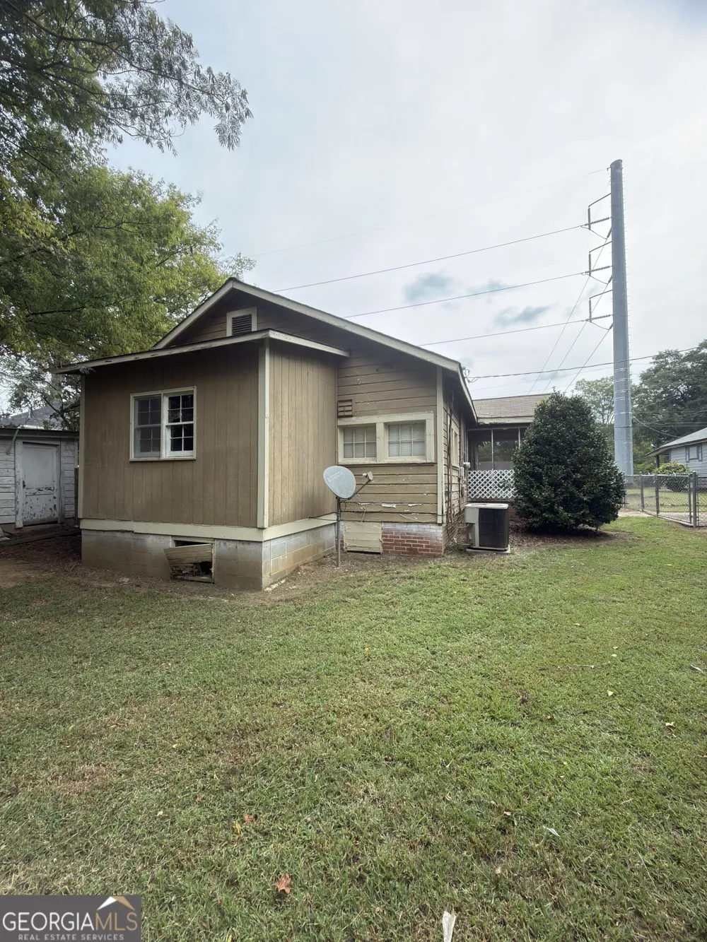 1116 Brooks ST Cedartown, GA 30125