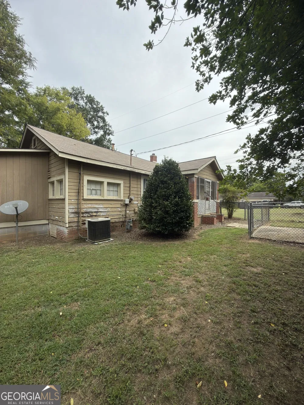 1116 Brooks ST Cedartown, GA 30125