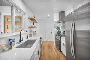 10601 Walnut Bend Drive